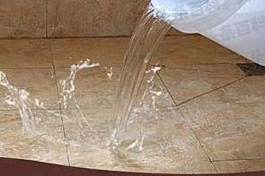 呼玛漏水维修 免砸砖防水材料该如何施工